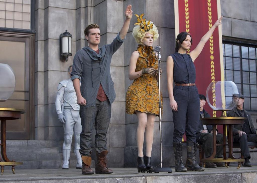 The Hunger Games Catching Fire Aclik Oyunlari Atesi Yakalamak 2013