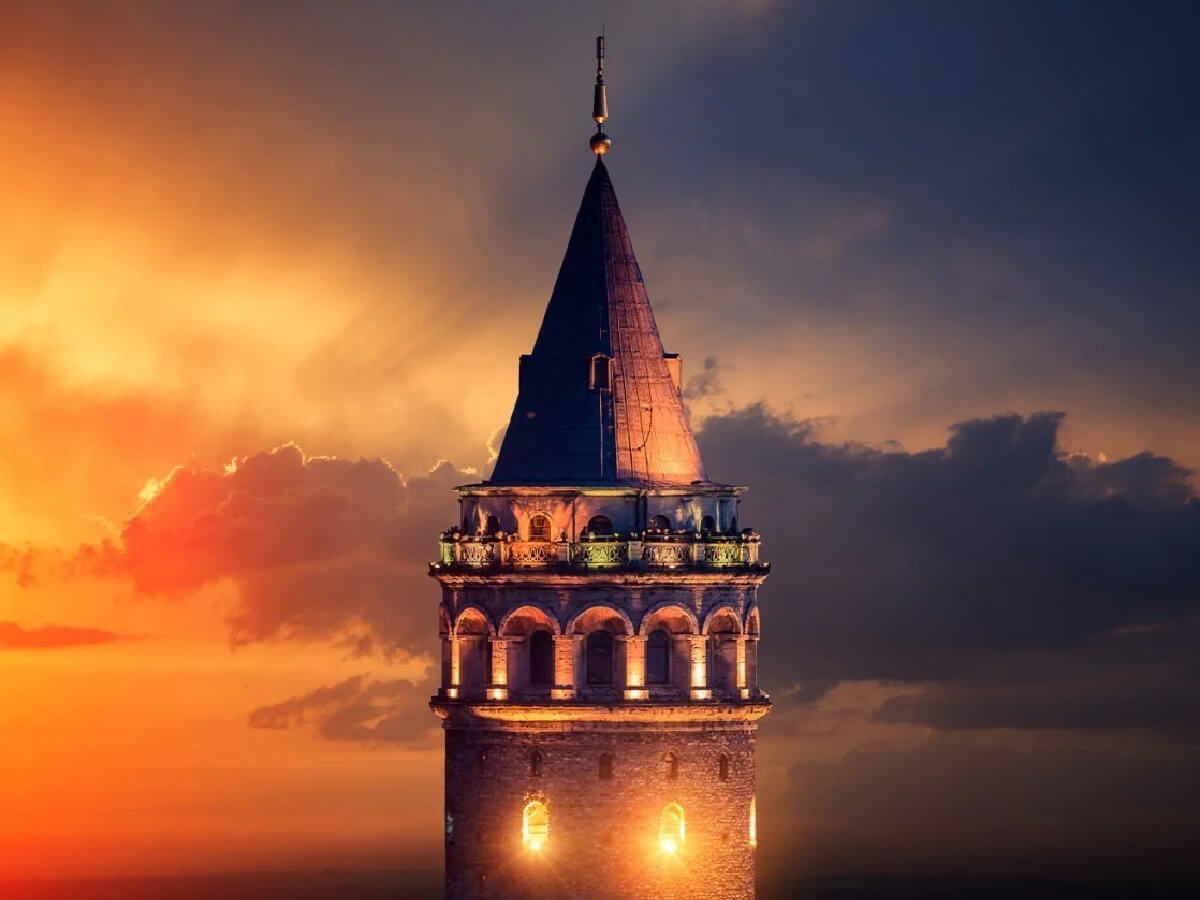Galata Kulesi Tarihi Hikayesi ve Efsaneleri