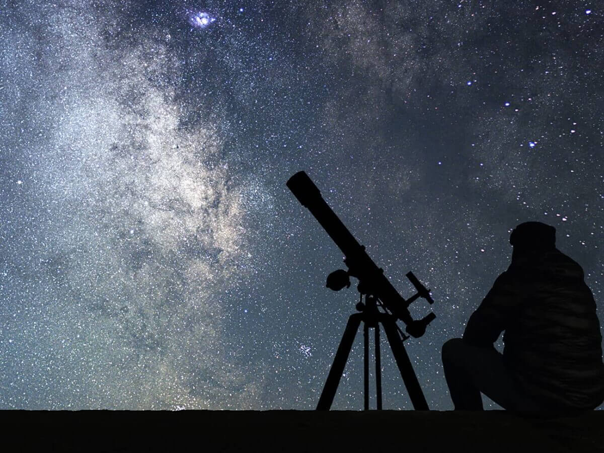 Astronomi Nedir Evrenin Sırlarını Keşfedin!